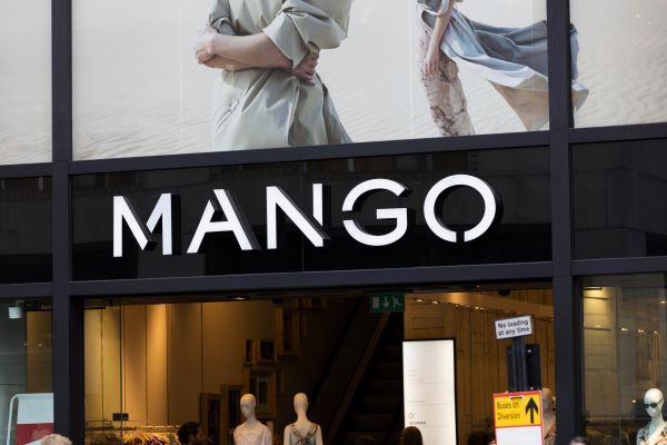 Contacto MANGO